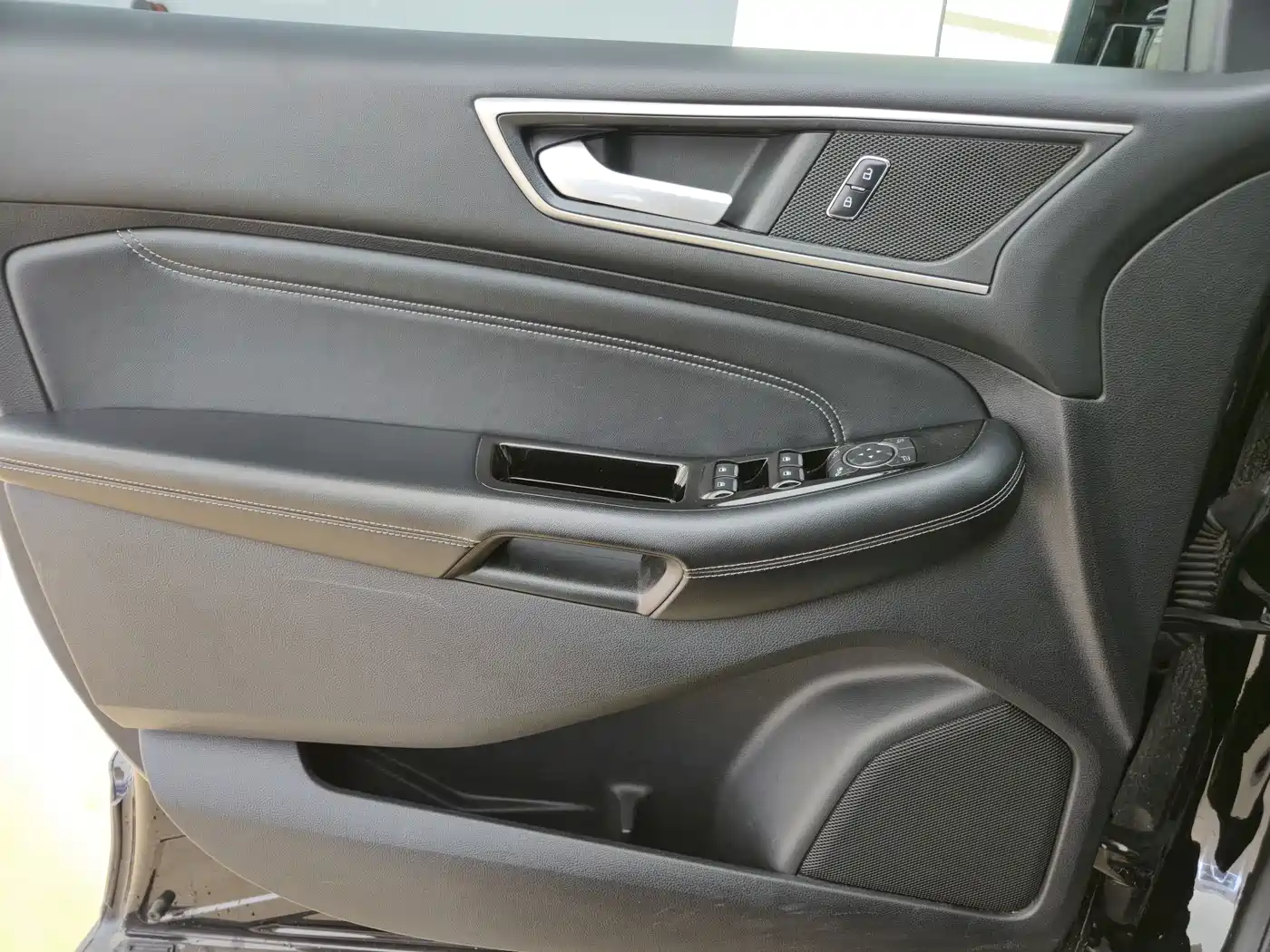 Ford Edge 2021 2021 PLUS EcoBoost 245 FWD Platinum Sharp 5-seater