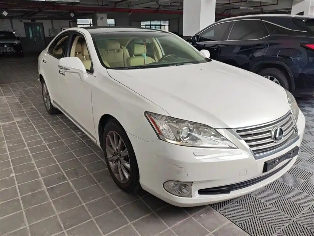 Lexus ES 2010 240 Luxury Edition фото 2