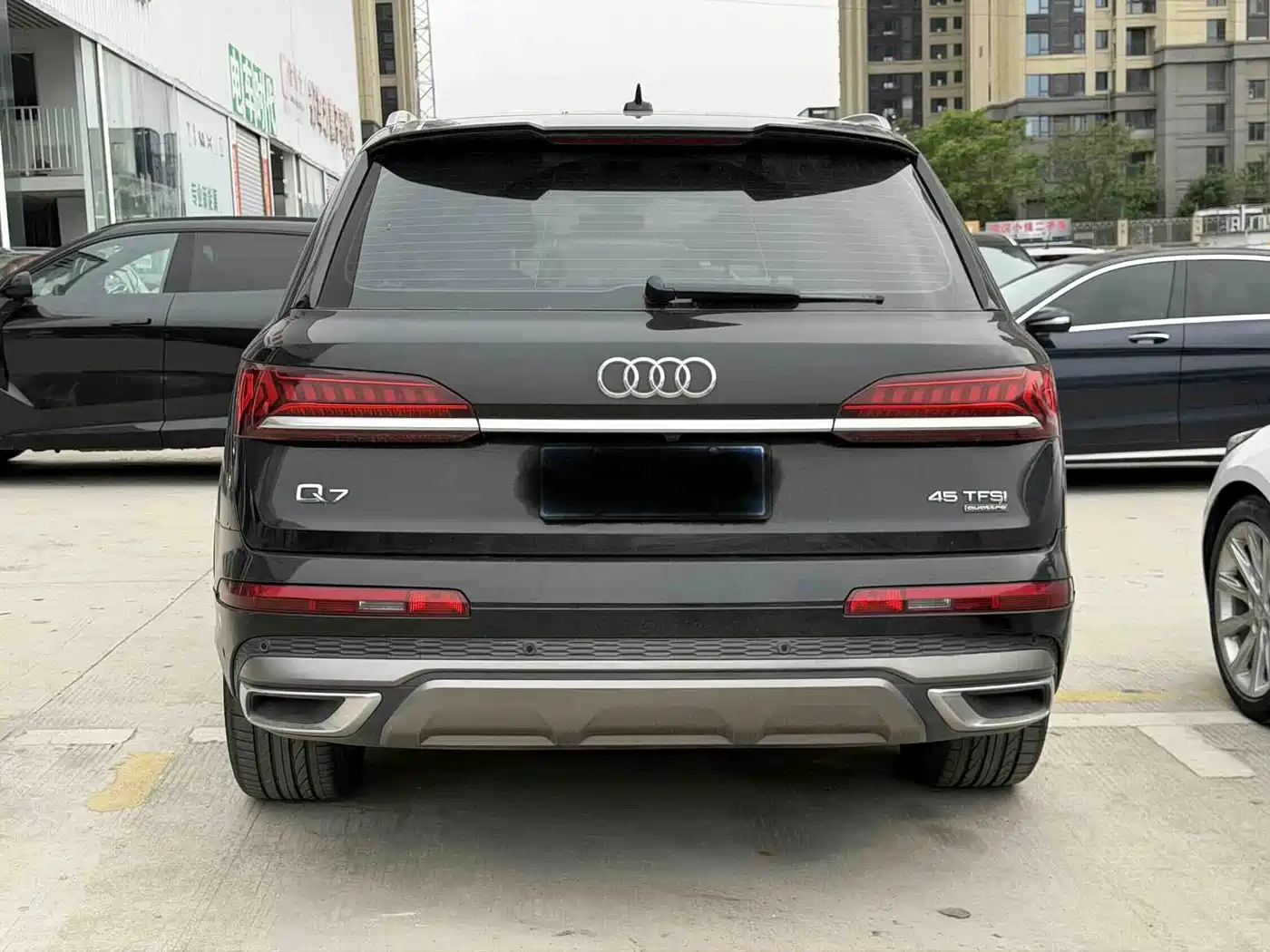 AUDI Q7