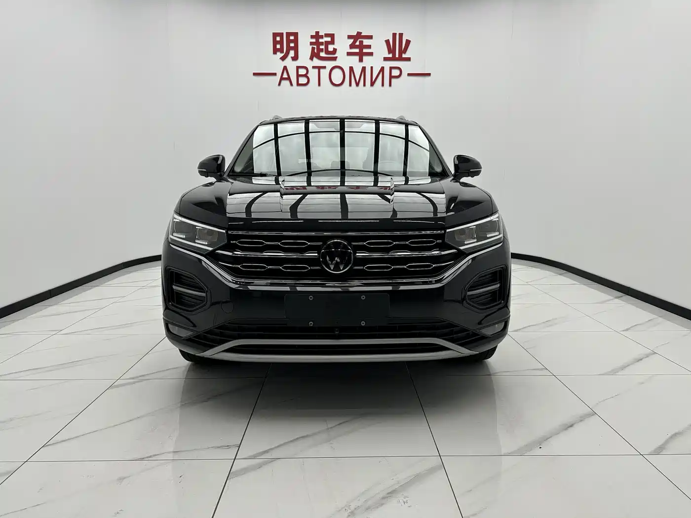 Volkswagen Tayron 2022 280TSI 2WD Luxury Smart Connect Edition фото 2