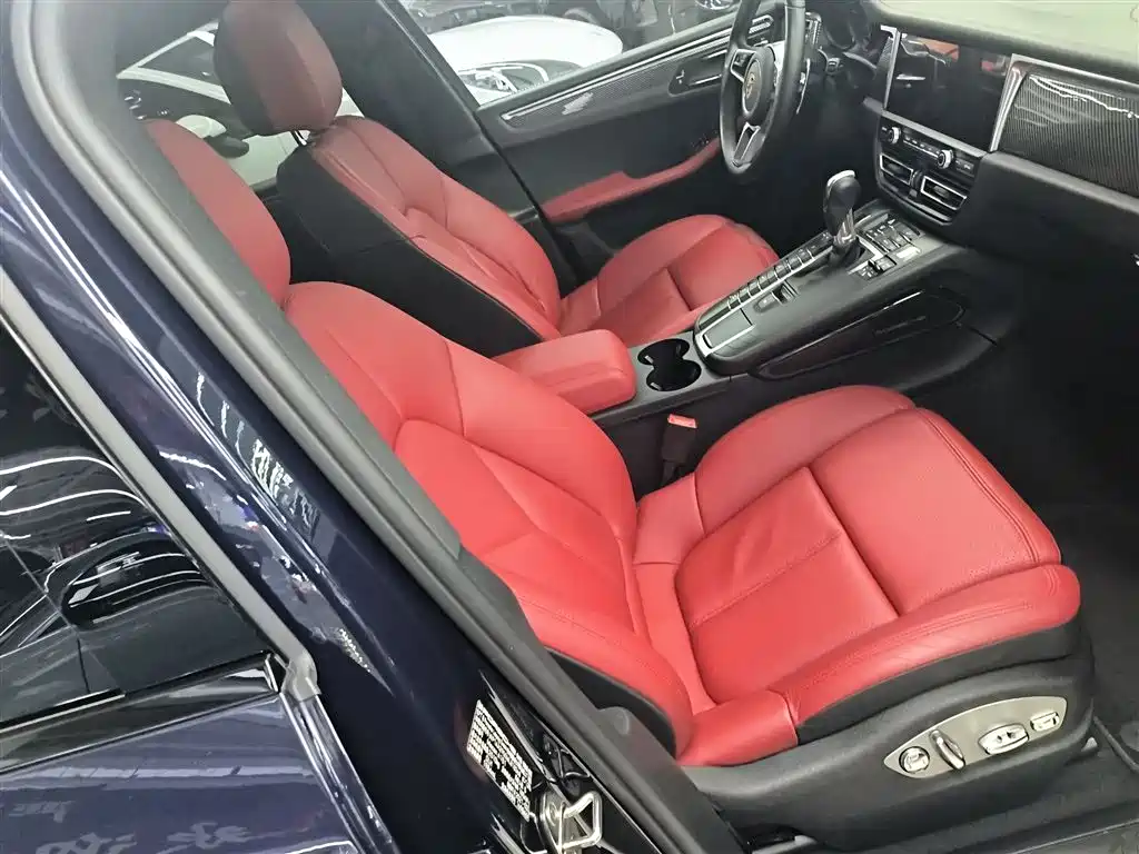 Porsche Macan 2021 Macan 2.0T фото 24