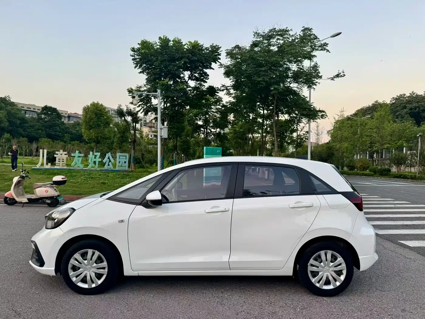 Фото 7 - Honda Fit