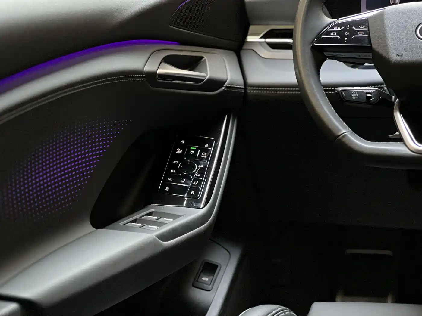 Audi Q6L e-tron 2025 Extended Range Edition фото 11