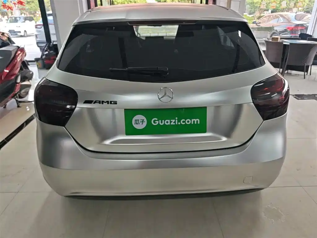 Mercedes-Benz A-Class (Import) 2017 Facelift A 200 Dynamic фото 6