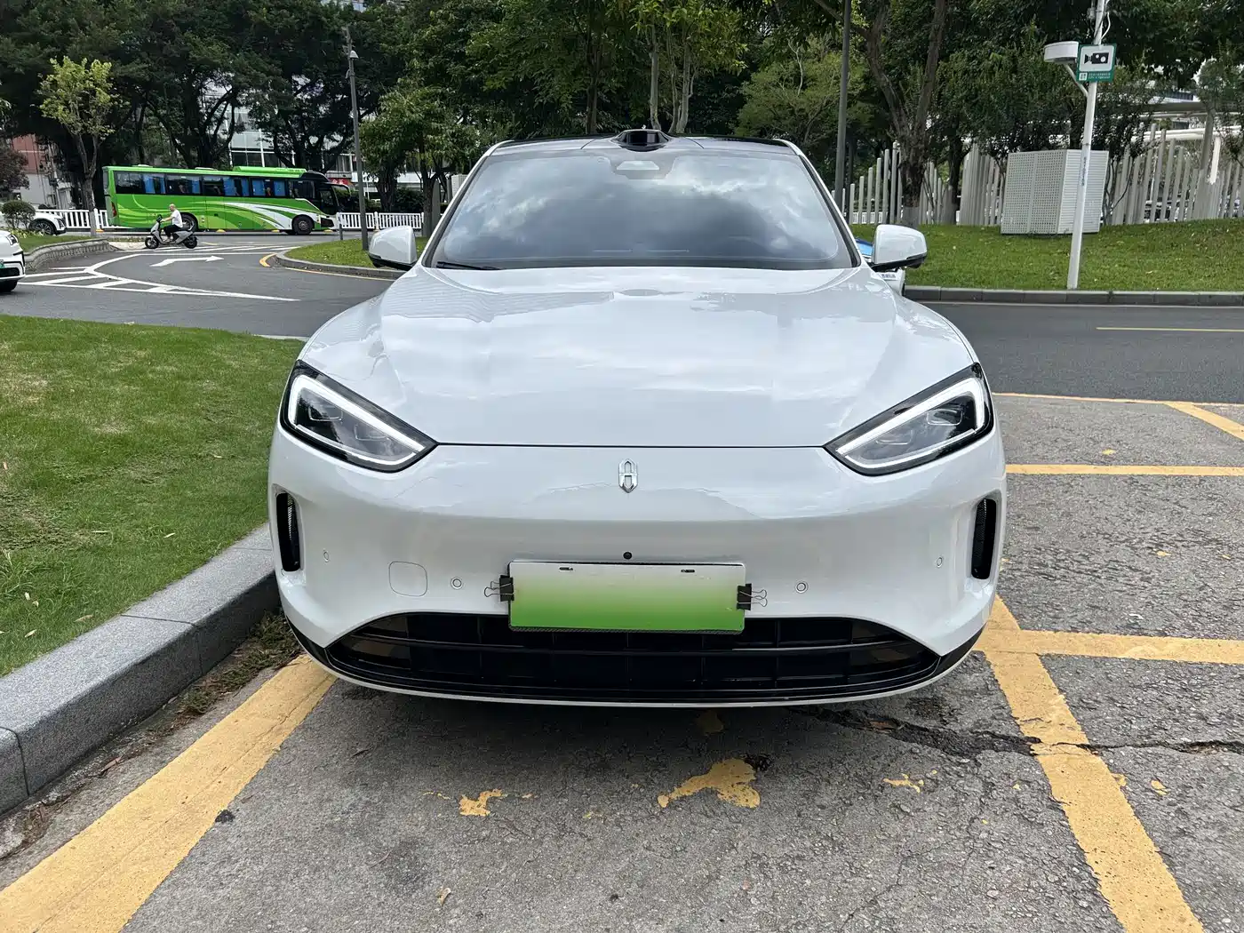 AITO Wenjie AITO M5 2024 Extended Range Max RWD Advanced Smart Driving Edition фото 2