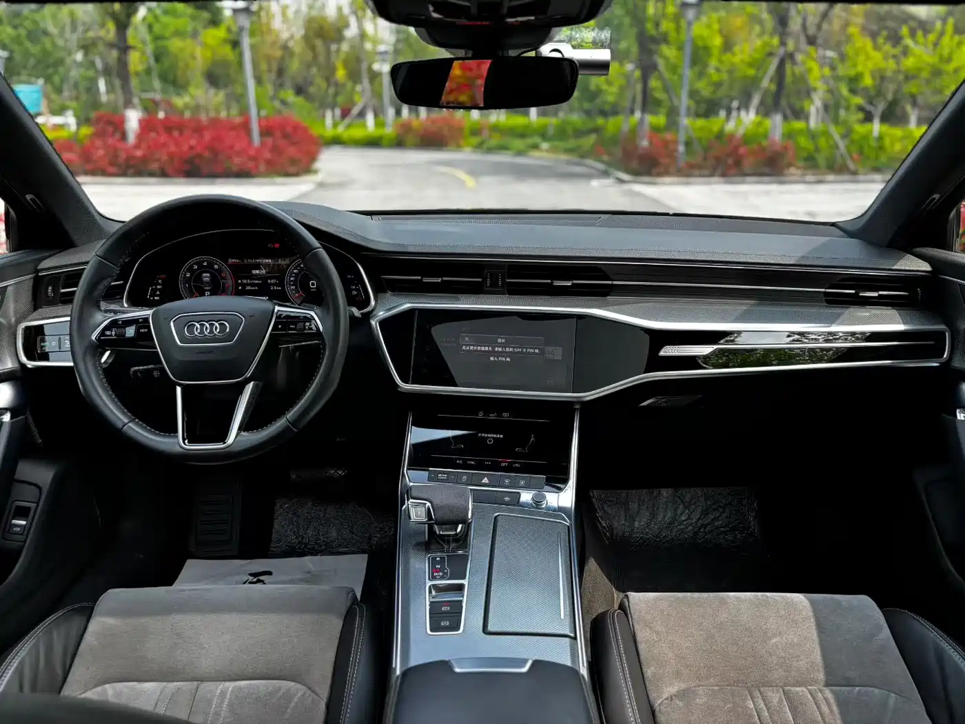 Audi A6L 2021 40 TFSI Luxury Sport фото 5
