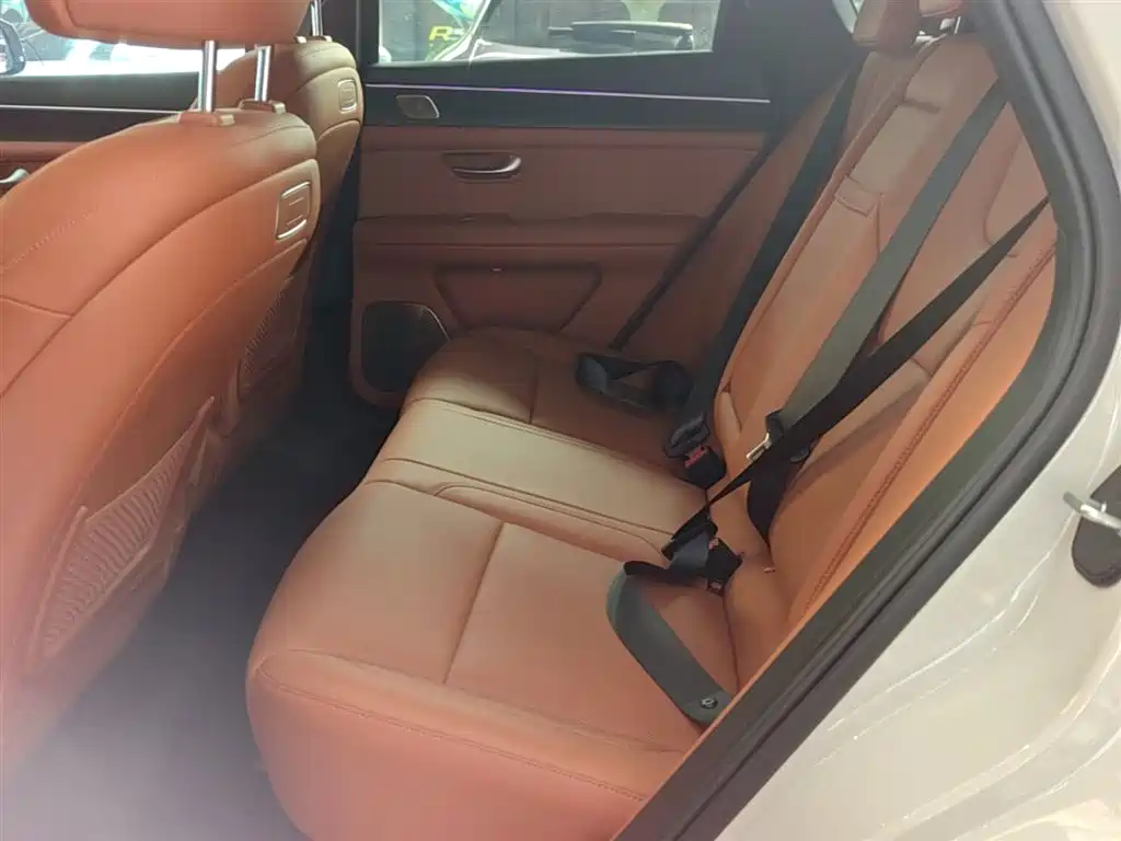 AITO Wenjie AITO M5 2025 Extended Range Ultra AWD фото 17
