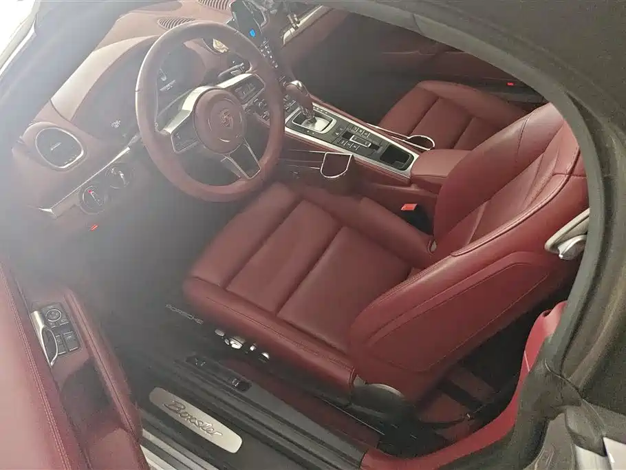 Porsche 718 2022 Boxster 2.0T фото 9