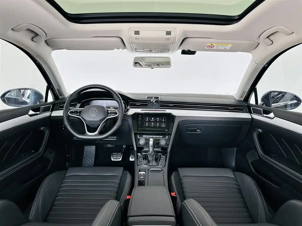 Volkswagen Magotan 2024 2 Million Units Public Sharing Edition 280TSI DSG Comfort фото 16