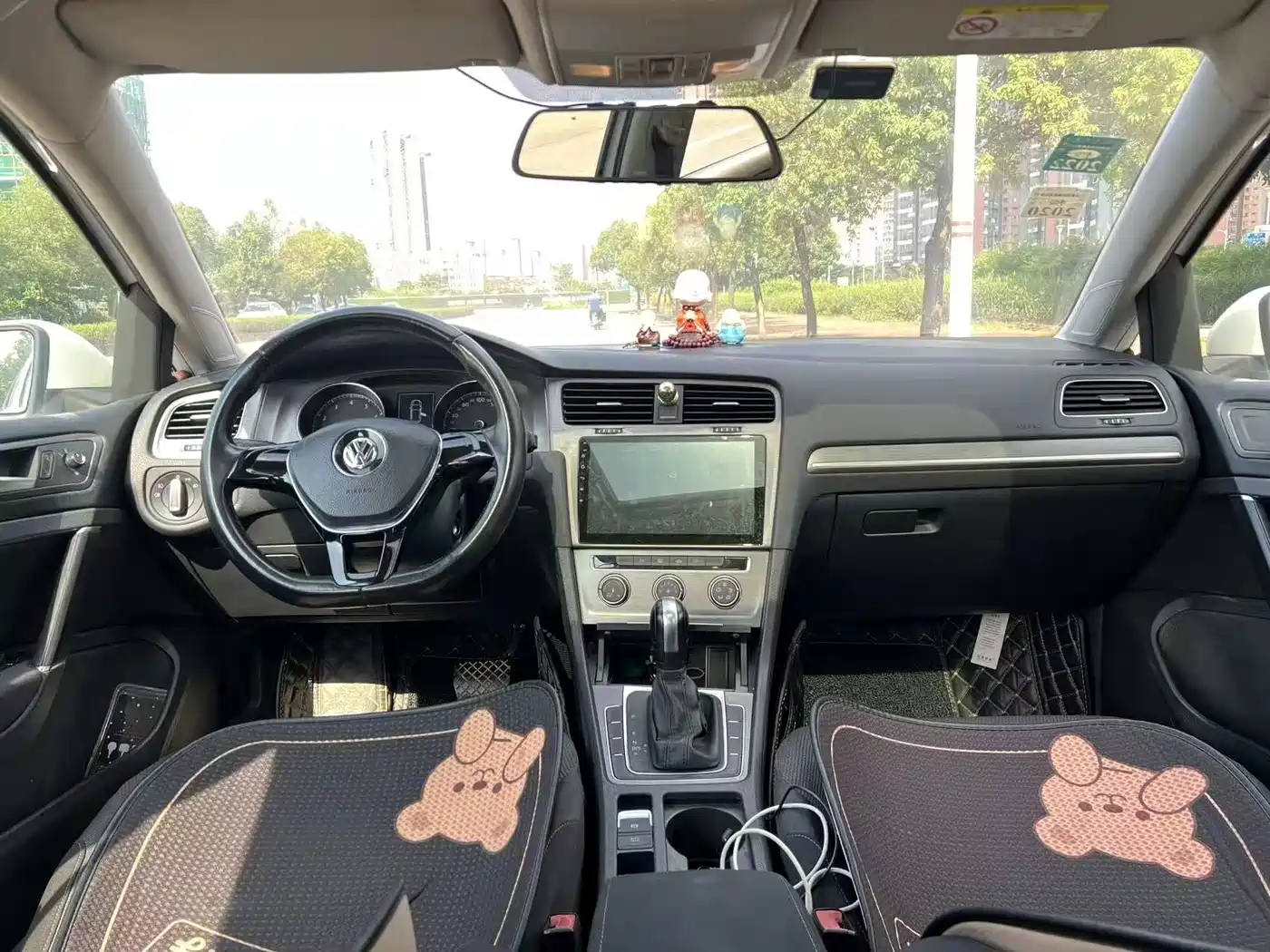 Volkswagen Golf 2016 1.6L Automatic Comfort фото 5