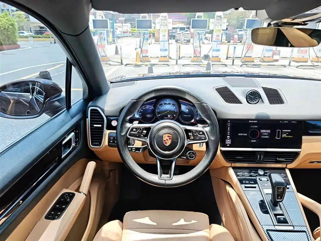 Porsche Cayenne New Energy 2019 Cayenne E-Hybrid 2.0T фото 19