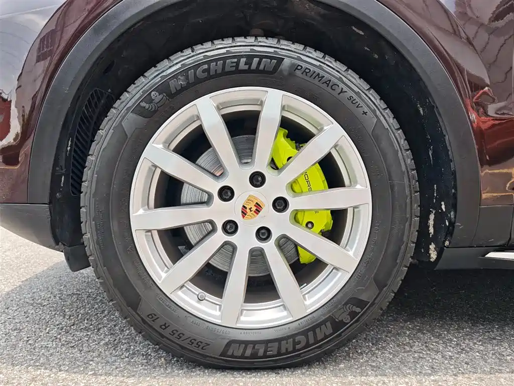 Porsche Cayenne New Energy 2019 Cayenne E-Hybrid 2.0T фото 33