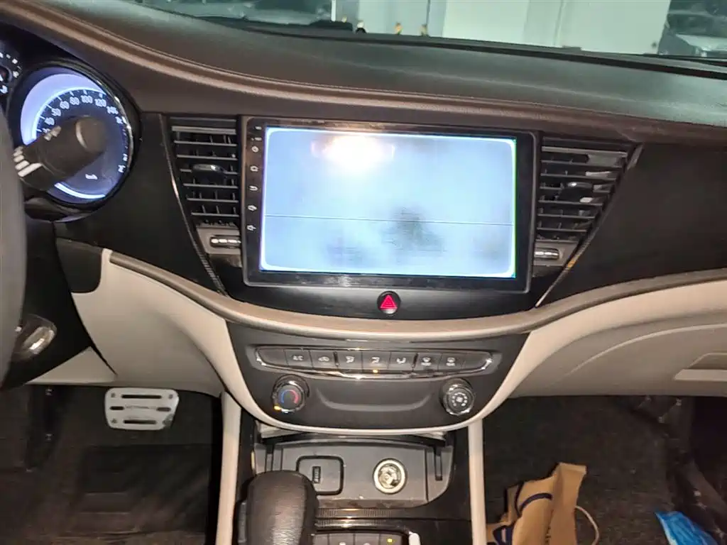 Buick Verano 2017 Sedan 15S Automatic Progressive фото 13
