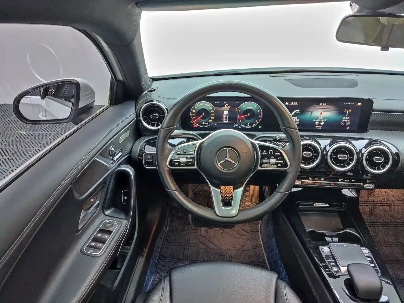 Mercedes-Benz A-Class 2022 A 180 L Sport Sedan фото 13