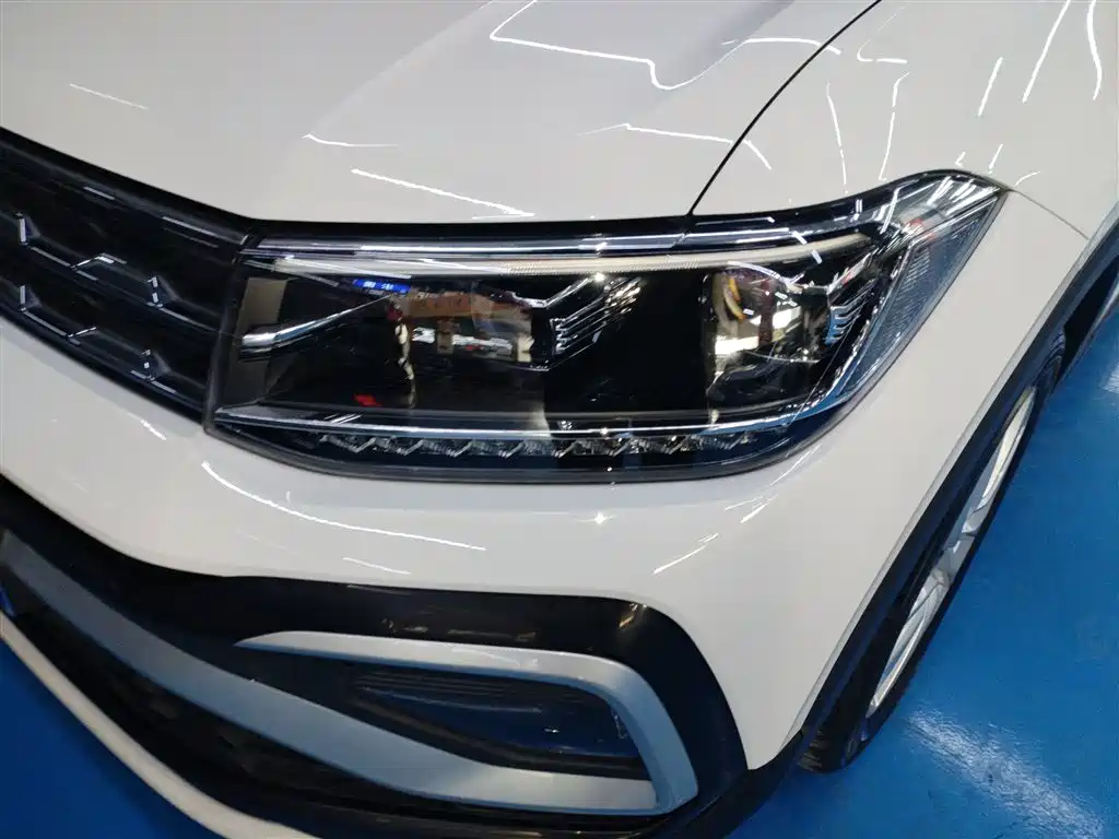 Volkswagen T-Cross 2021 1.5L Auto Comfort Edition фото 18