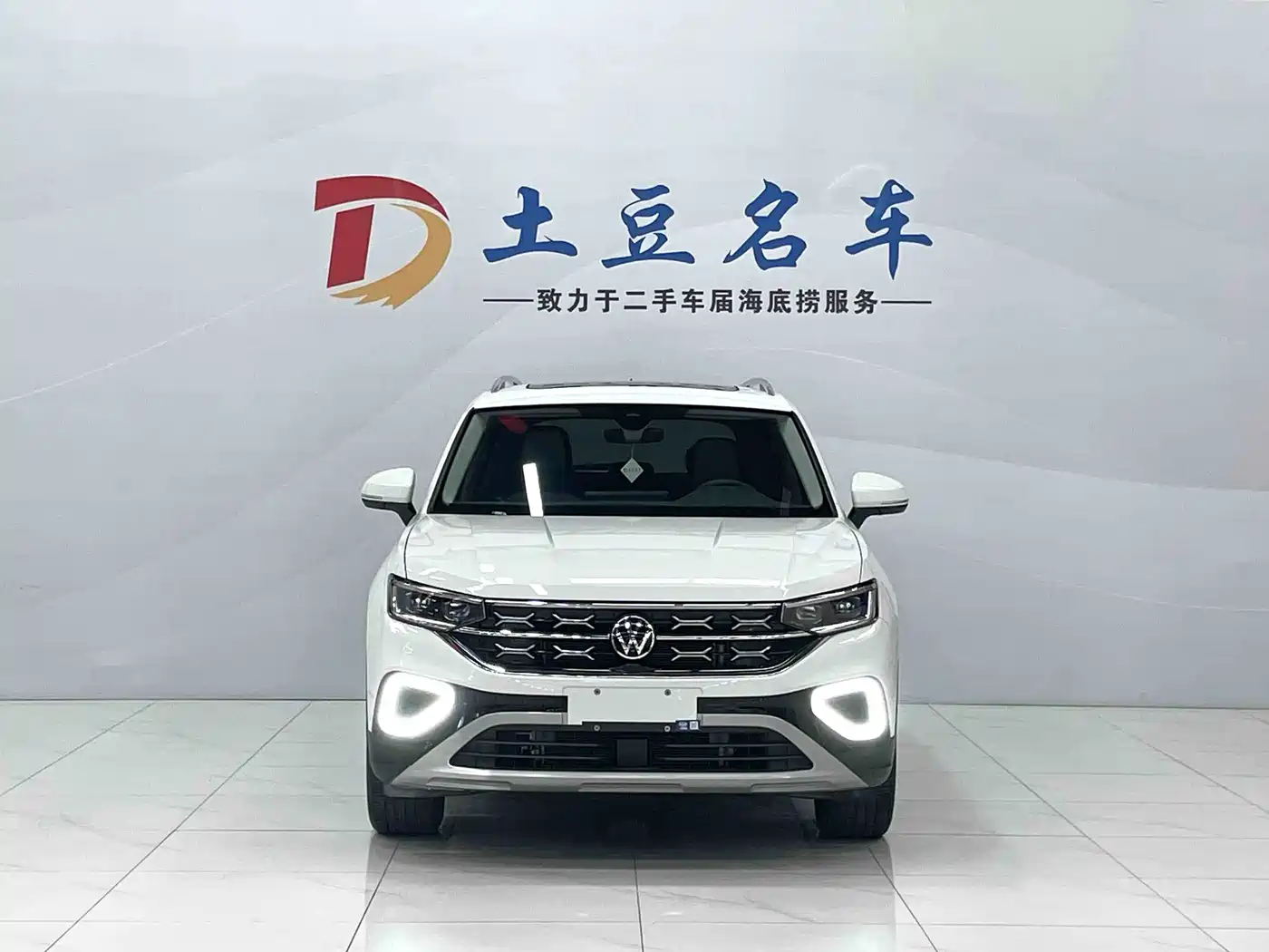 Volkswagen Tayron 2023 280TSI 2WD Luxury Plus Advanced Edition фото 2