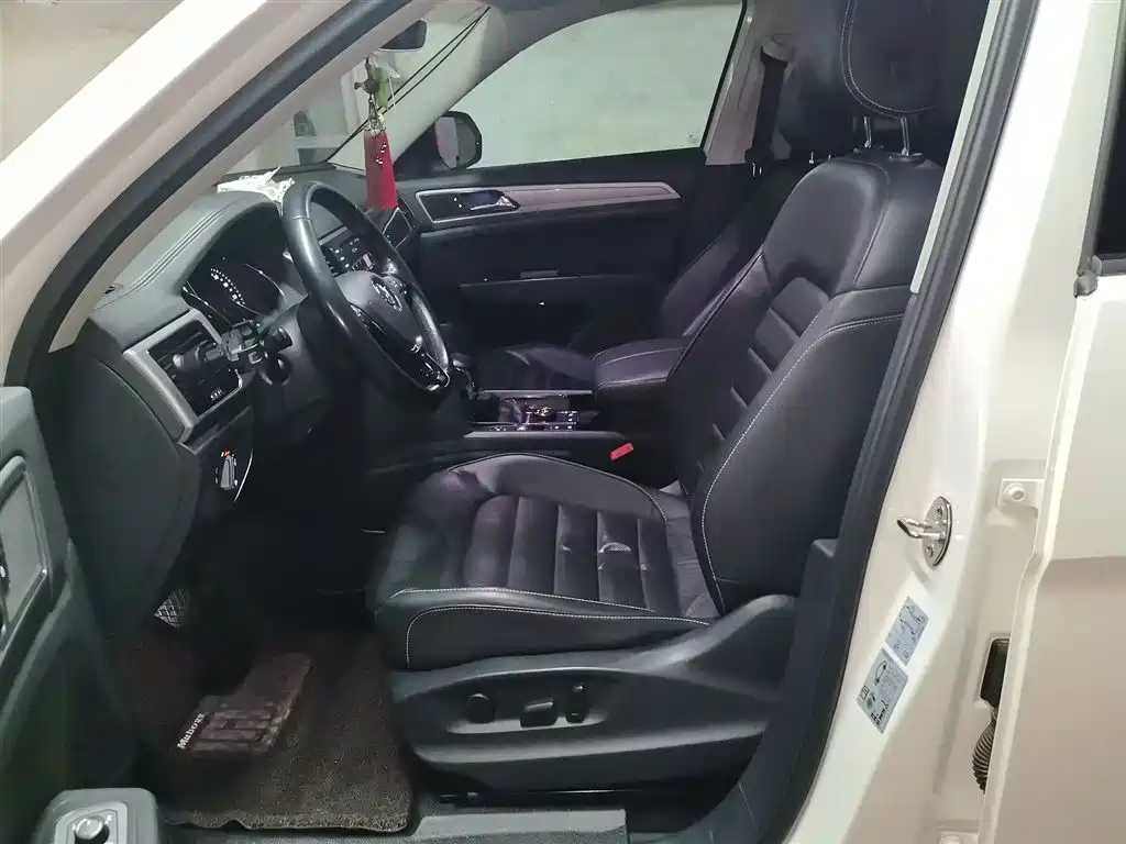 Volkswagen Teramont 2017 530 V6 4WD Luxury Edition фото 8