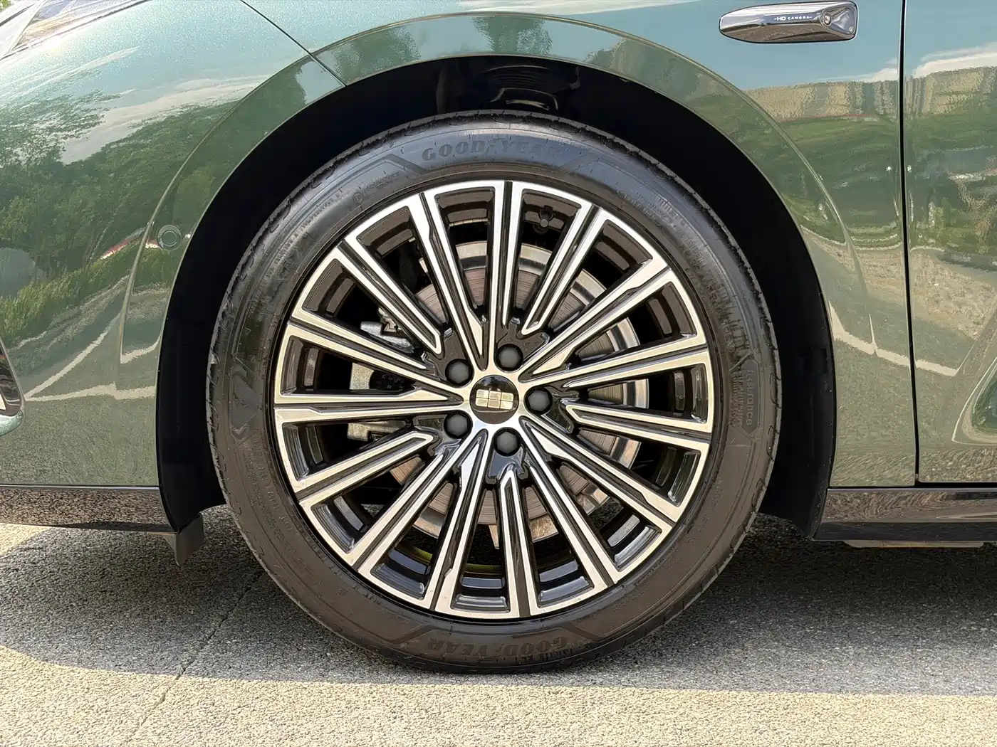 Geely Galaxy Galaxy Xingyao 8 2025 130km EM-P Starship Edition фото 29