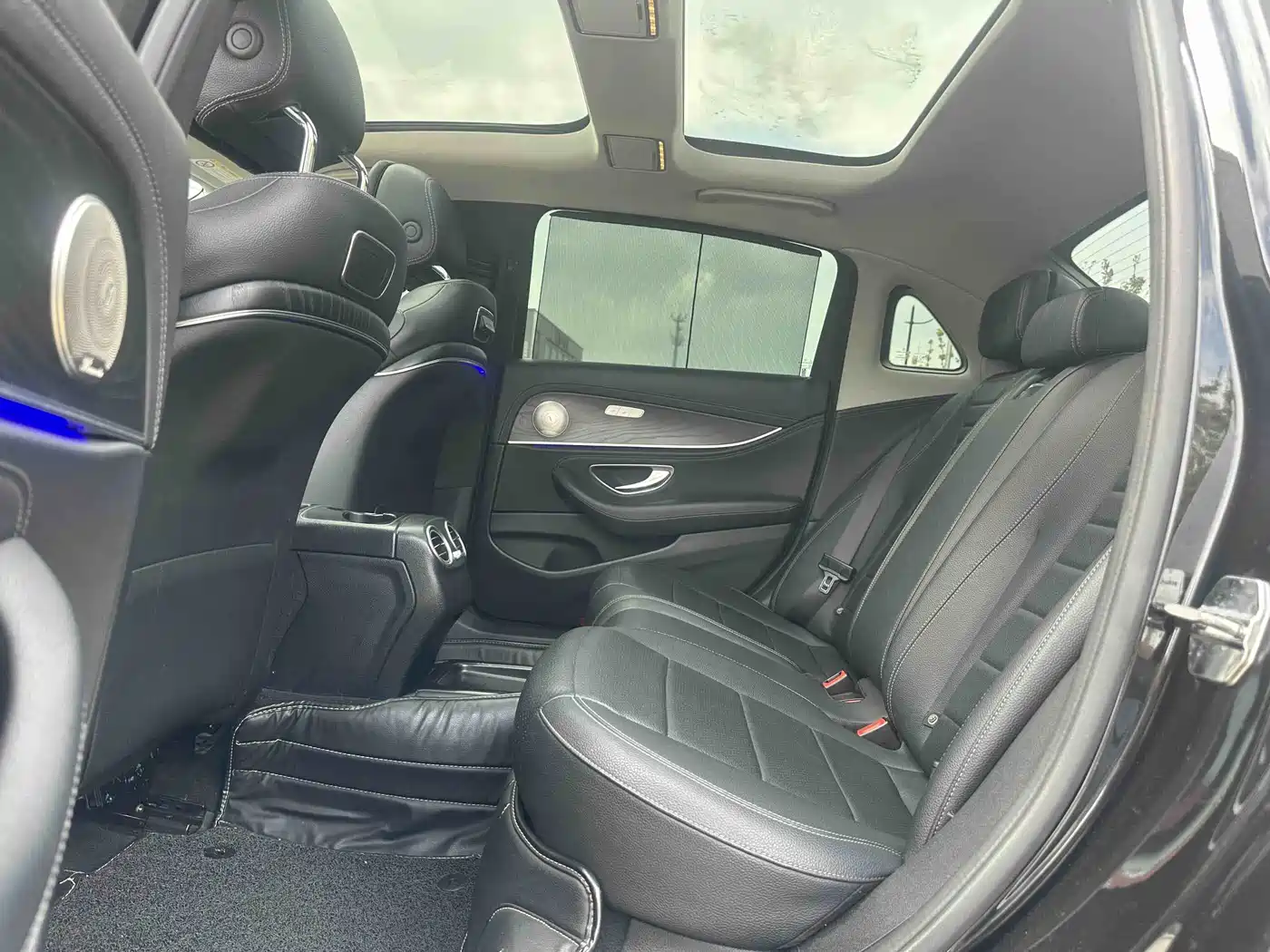 Mercedes-Benz E-Class 2016 E 300 L Sport Luxury фото 17