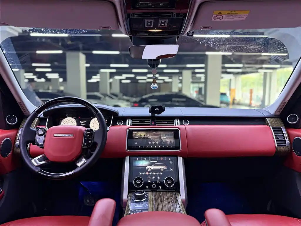 Land Rover Range Rover 2018 3.0 SC V6 Vogue Heritage Extended Edition фото 11