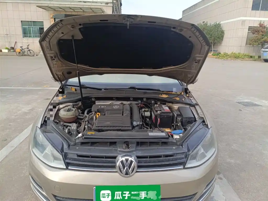 Volkswagen Golf 2016 230TSI Automatic Comfort фото 11