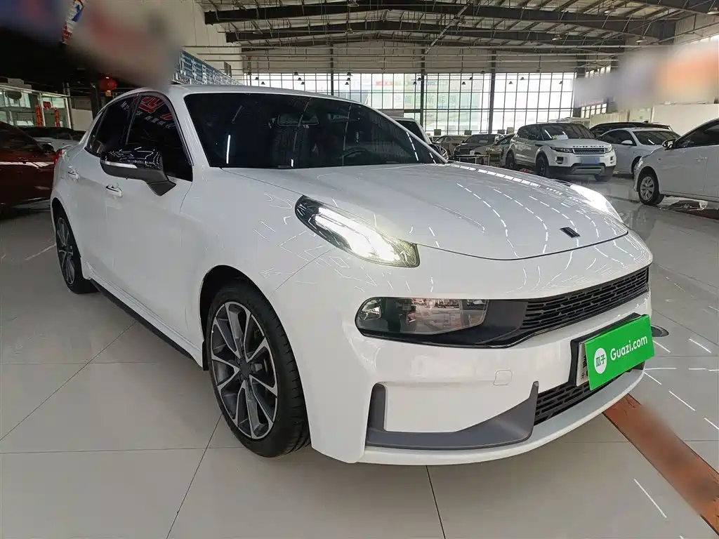 Lynk & Co 03 2020 2.0TD Auto Power Edition фото 4