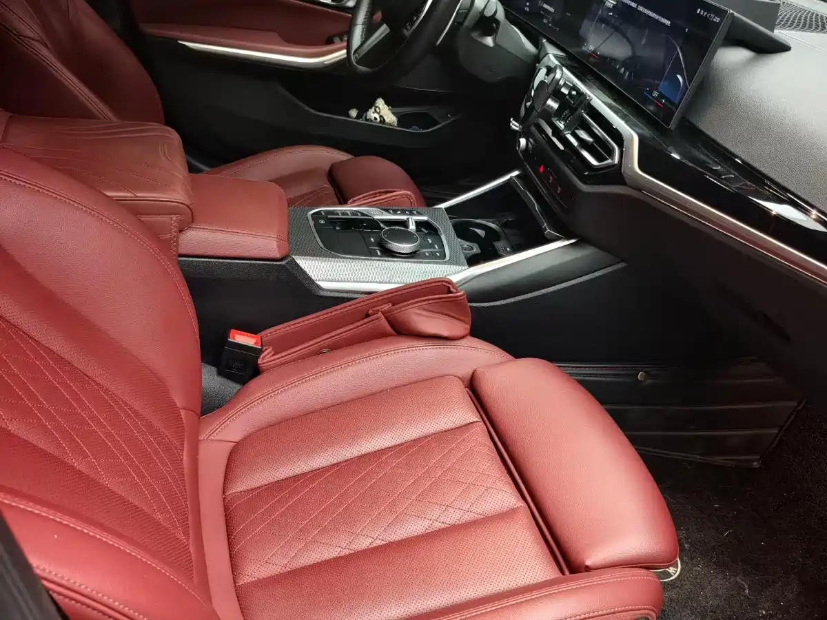 BMW 3 Series 2024 325Li M Sport Shadowline Package фото 8
