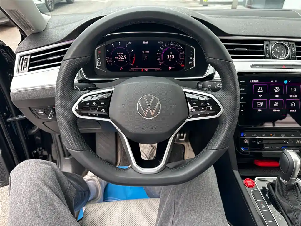 Volkswagen Magotan 2025 Popular Edition 330TSI DSG Luxury фото 8