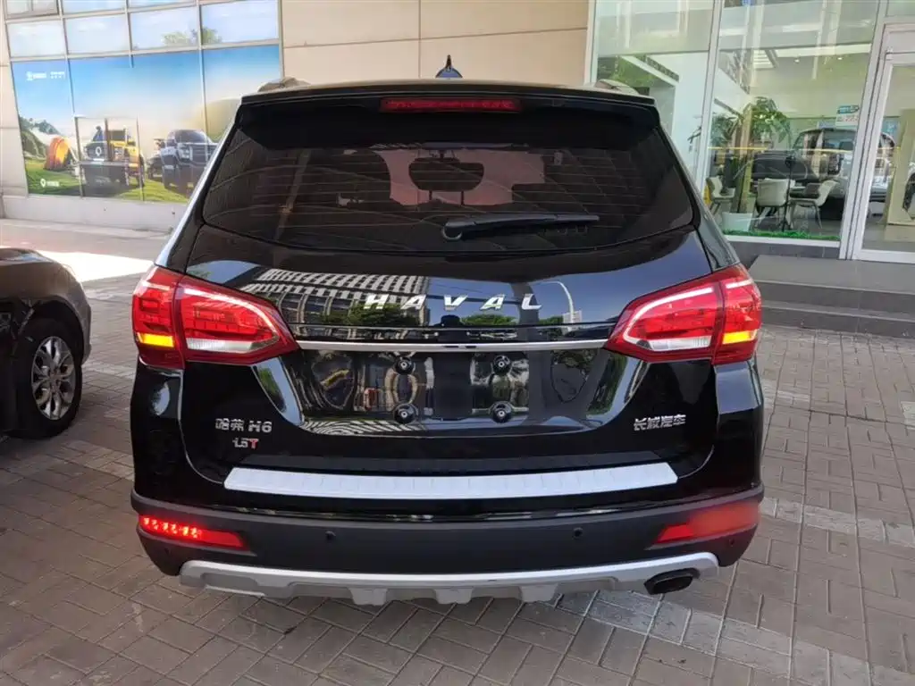 Haval H6 2017 Red Label Sport 1.5T Manual 2WD Elite фото 6