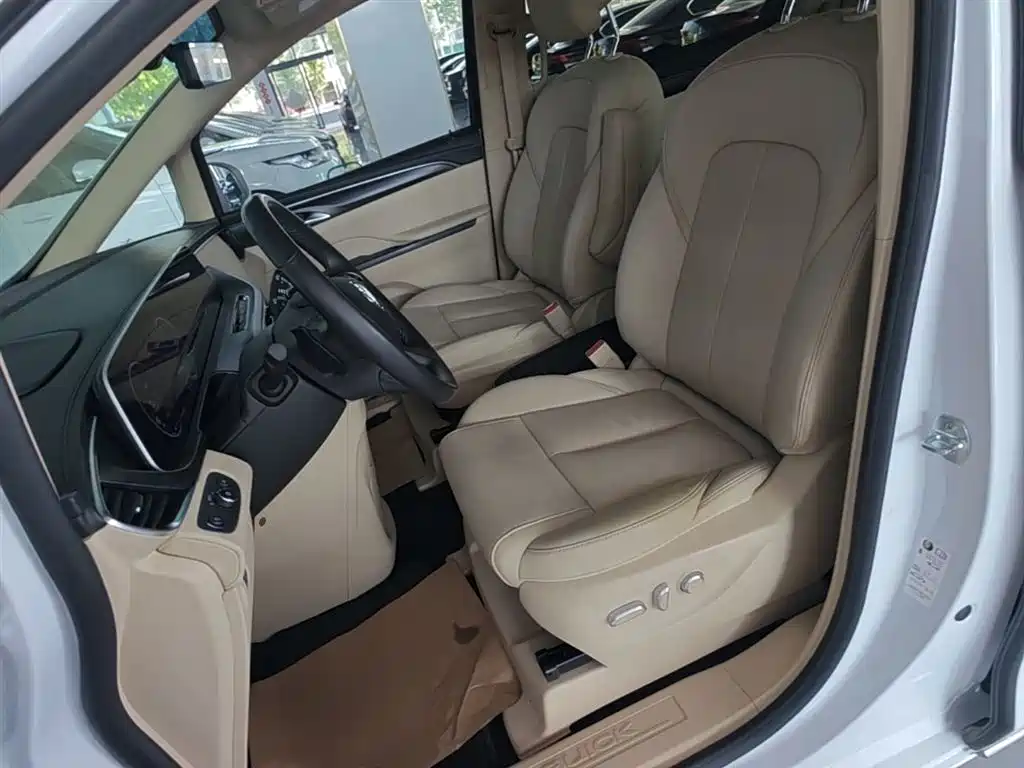 Buick GL8 2023 ES Landmaster Exclusive фото 14