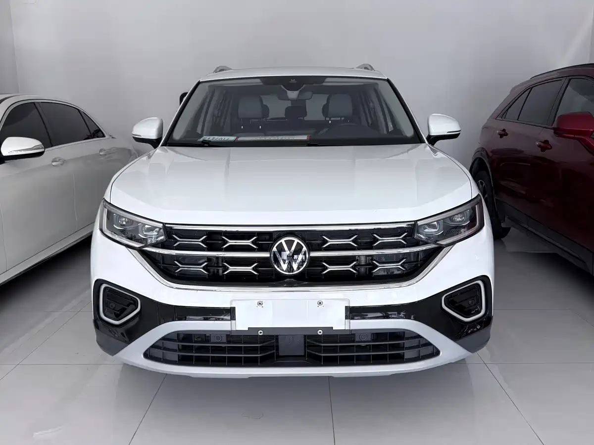 Volkswagen Tayron 2023 330TSI 2WD Luxury Plus Advanced Edition