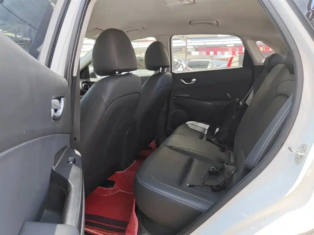 Hyundai ENCINO 2018 1.6T DCT ZhiLian Edition China V фото 17