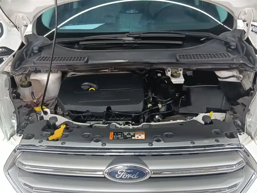 Photo 20 - Ford Kuga
