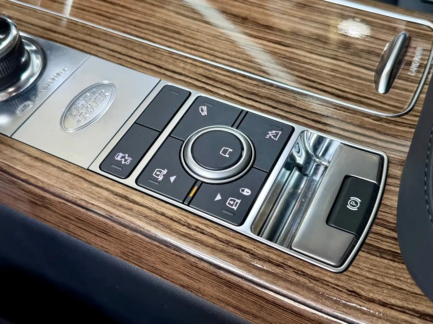 Land Rover Range Rover 2019 3.0 SC V6 Heritage Extended Edition фото 11