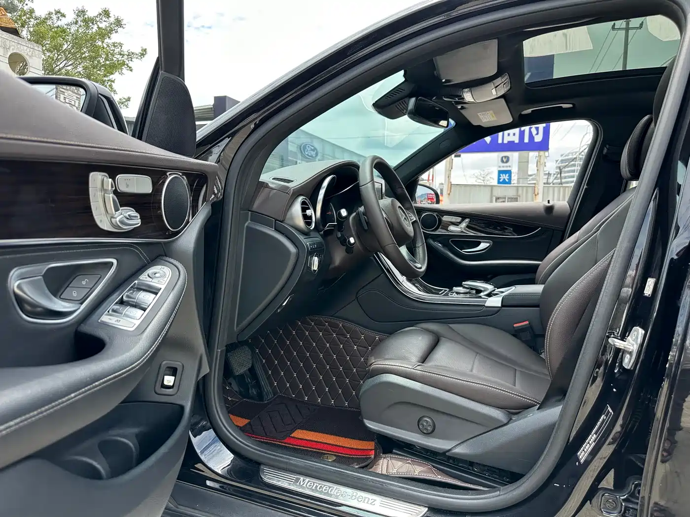 Mercedes-Benz GLC 2019 GLC 260 L 4MATIC Luxury фото 9