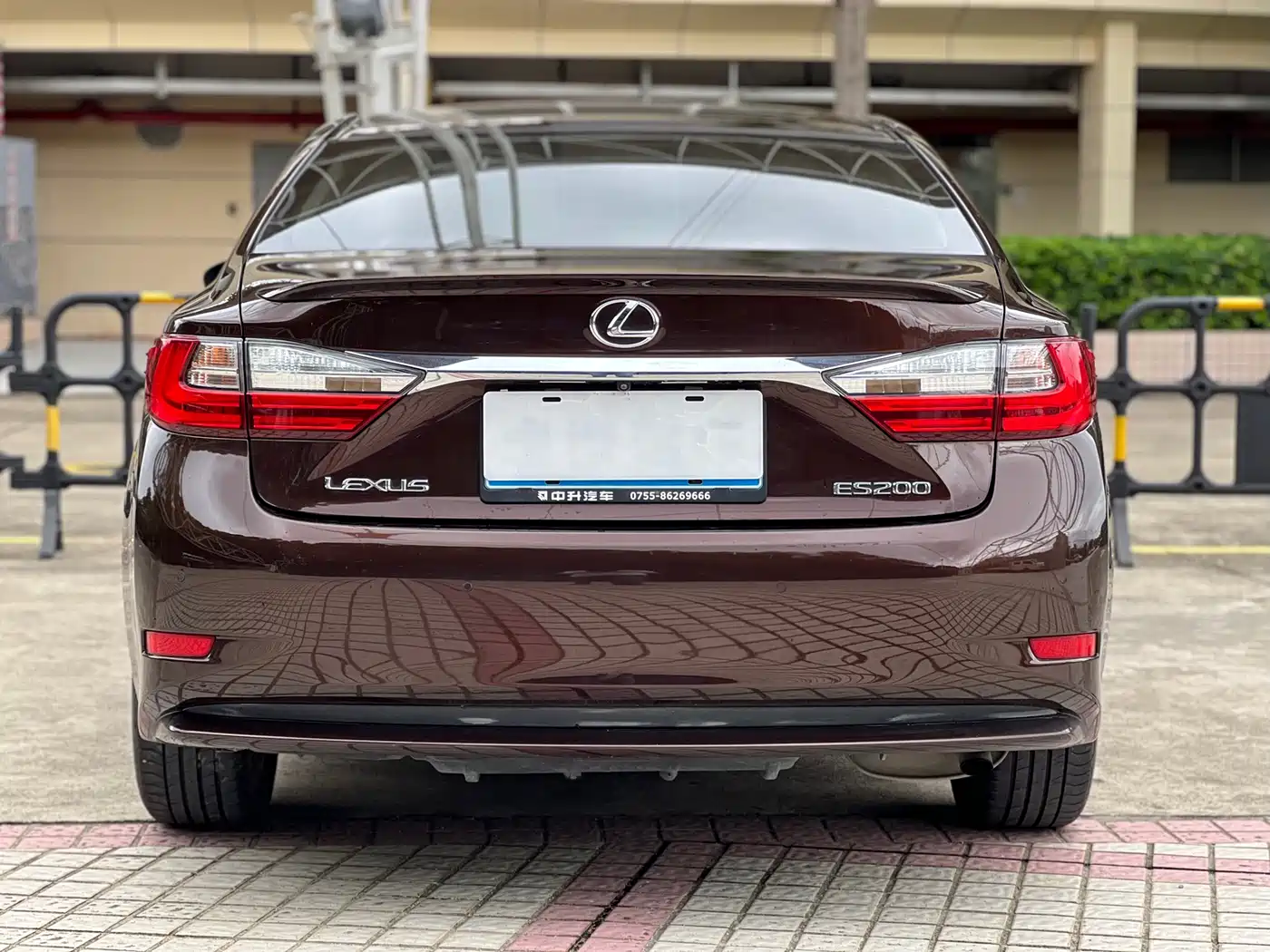 Lexus ES 2015 200 Comfort Edition фото 15