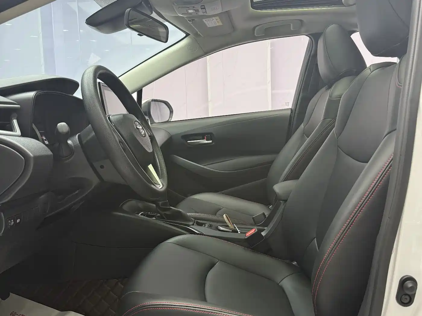 Toyota Corolla 2021 1.2T S-CVT Elite PLUS Edition фото 9