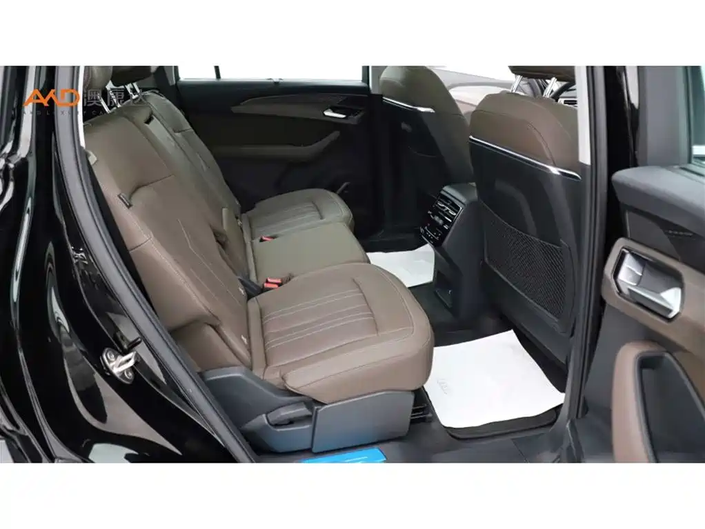 Audi Q6 2023 2023 45 TFSI quattro Uniform Cloud Yulin Package
