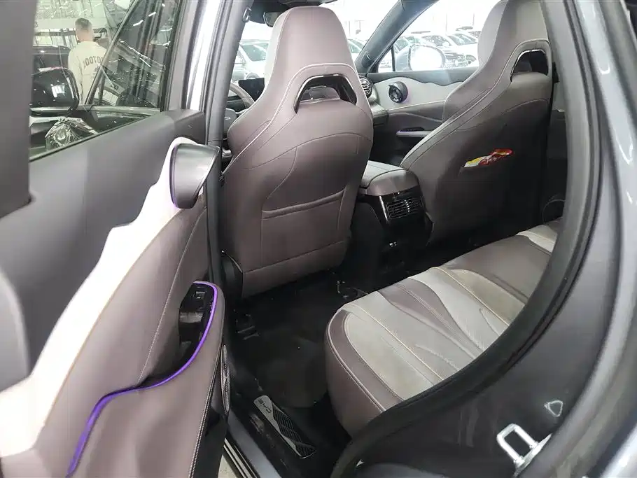 BYD Frigate 07 2023 DM-i 100KM Flagship фото 11