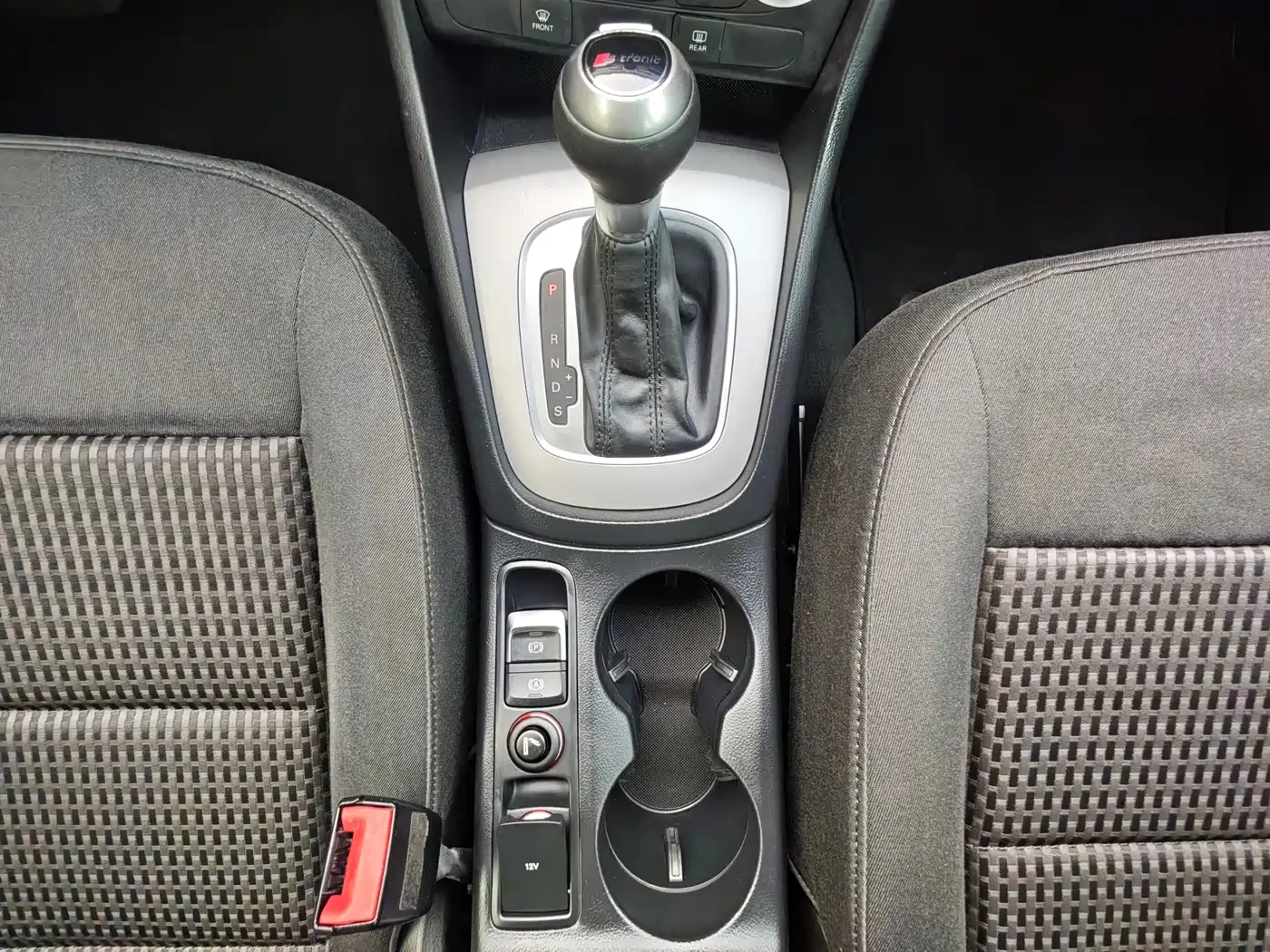 Audi Q3 2015 30 TFSI Progressive фото 18