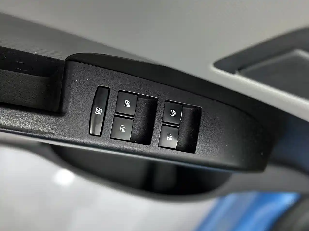 Chevrolet Aveo 2014 Sedan 1.4SL AT Fashion Edition фото 14