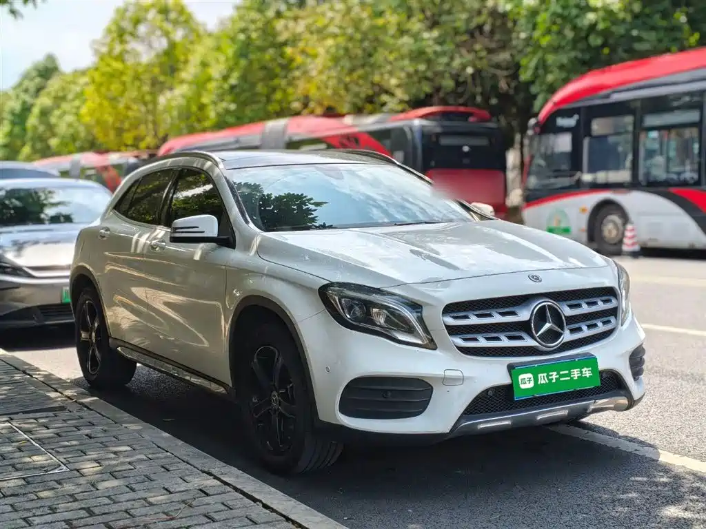 Mercedes-Benz GLA 2019 GLA 200 Fashion фото 4