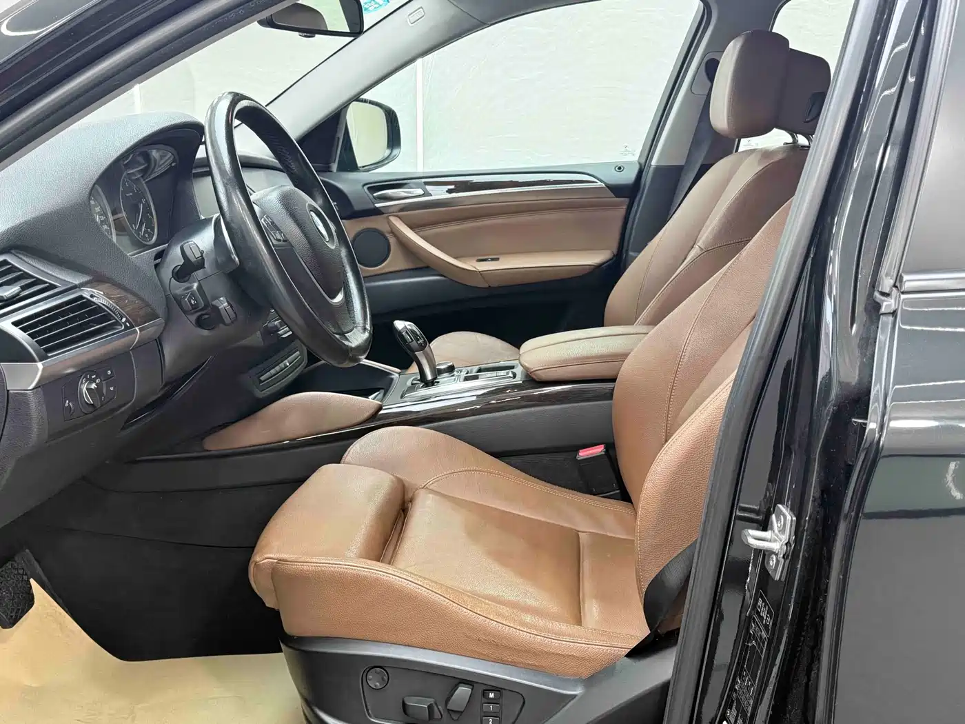 BMW X6 2012 xDrive35i фото 6