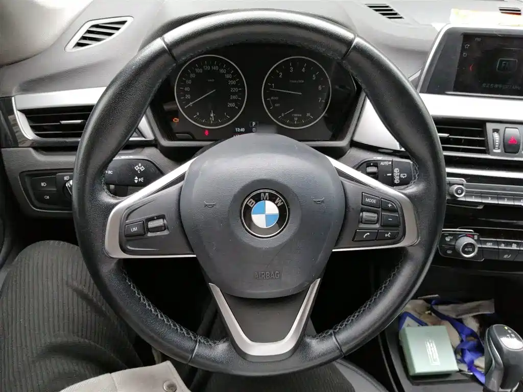 BMW X1 2018 sDrive20Li Leading Model фото 3