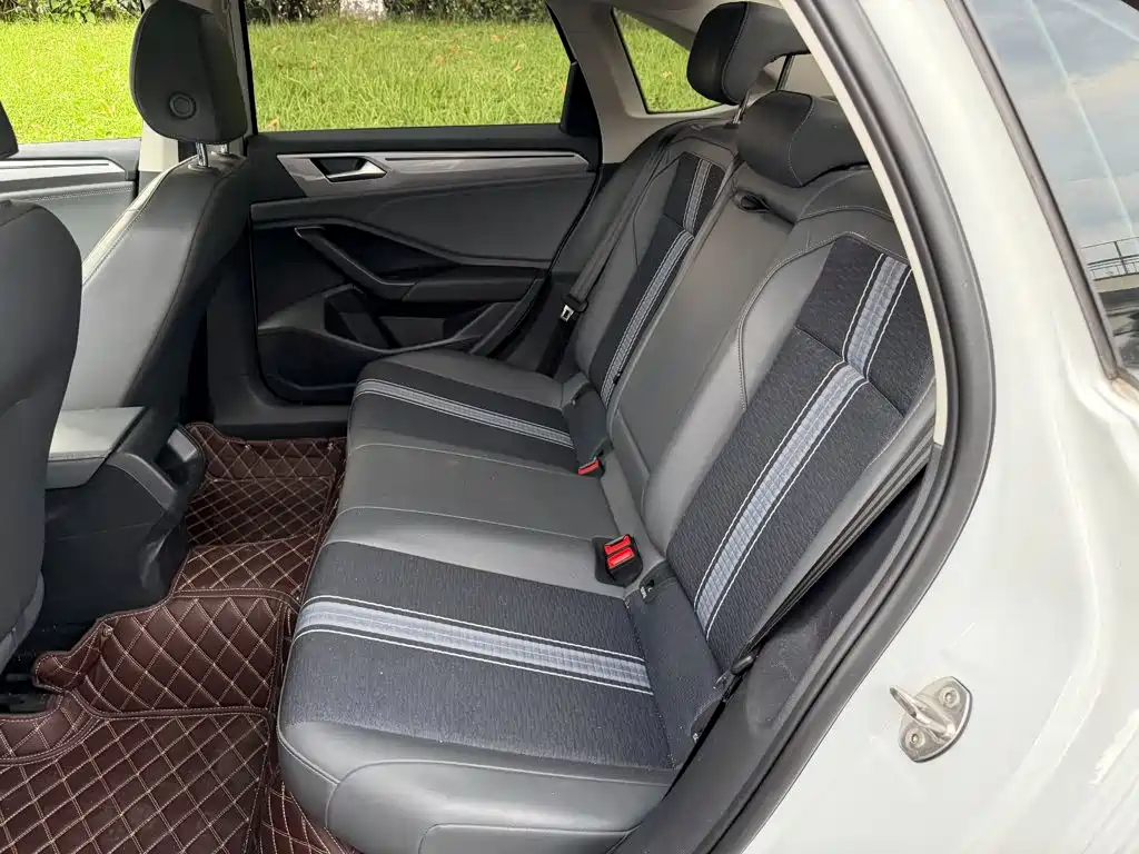 Volkswagen Sagitar, миниатюра 12