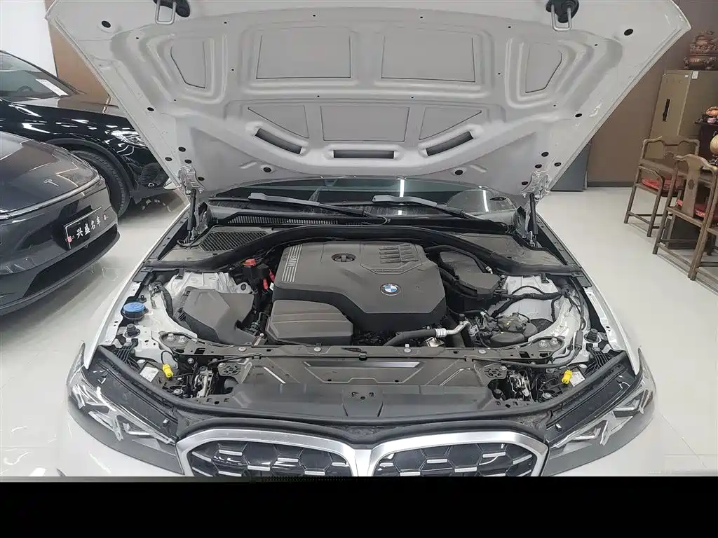 BMW 3 Series 2025 325Li M Sport Package фото 20
