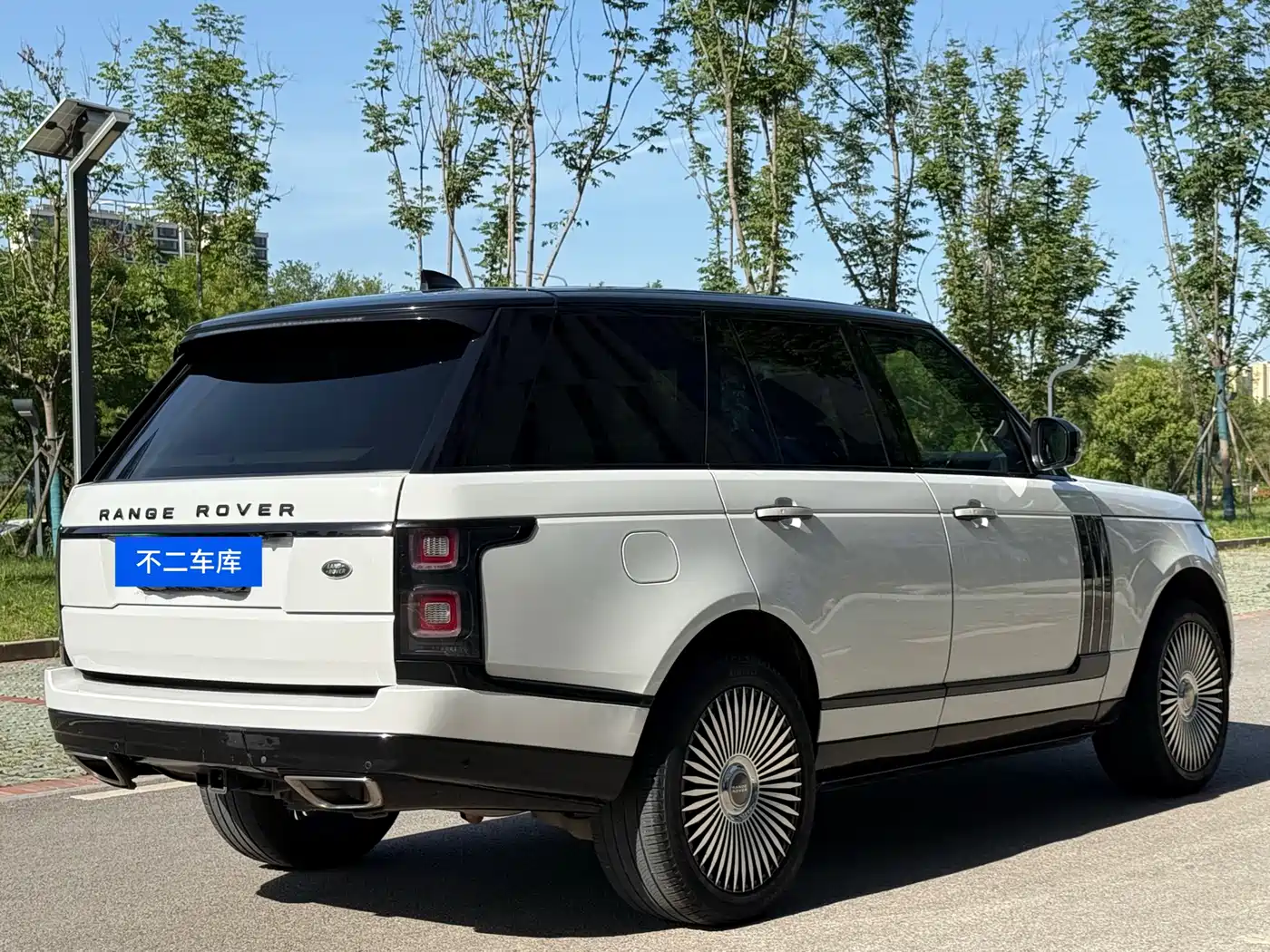 Land Rover Range Rover 2017 3.0 SC V6 Vogue фото 26