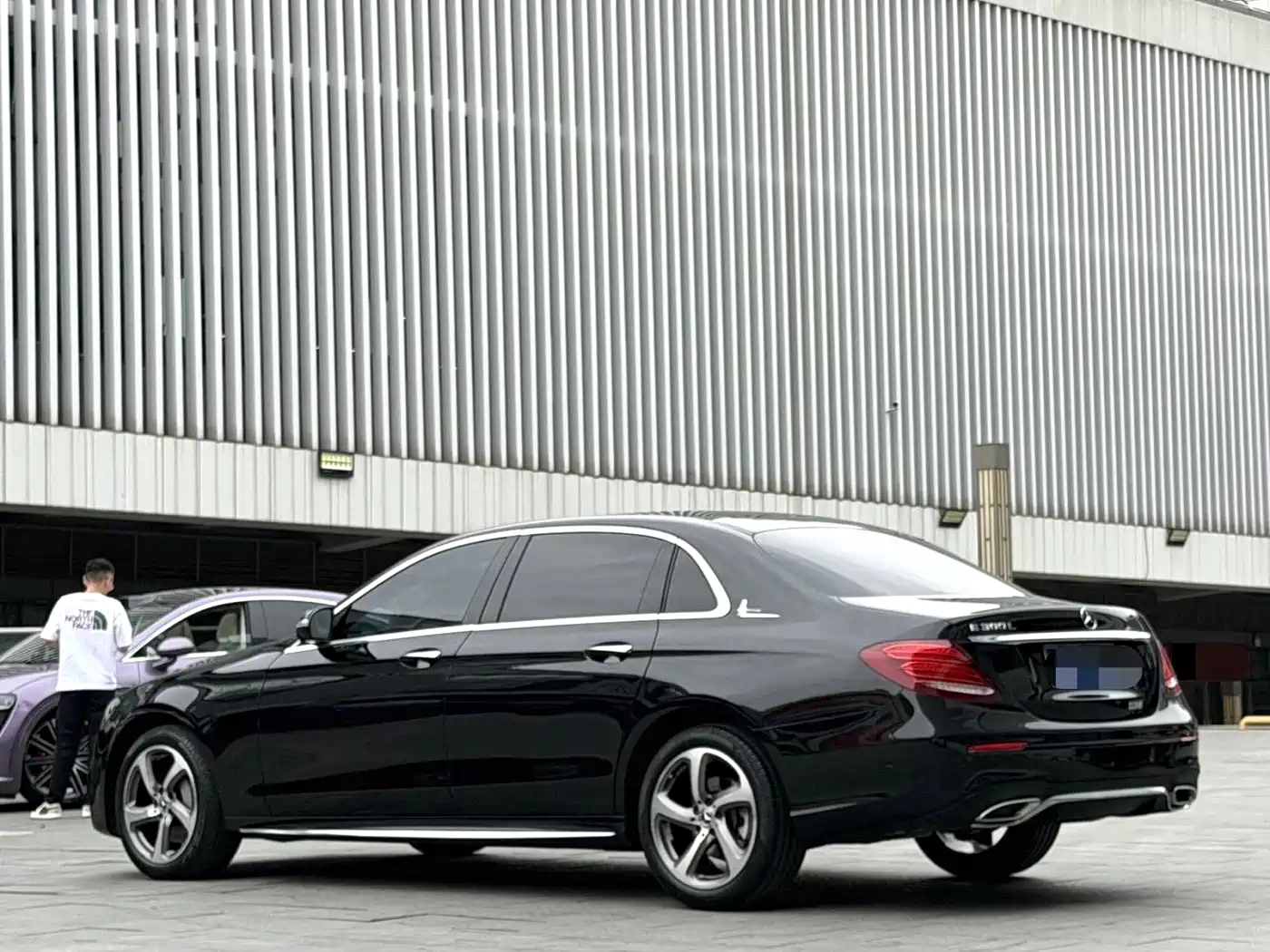Mercedes-Benz E-Class 2017 E 300 L Sport Luxury фото 6