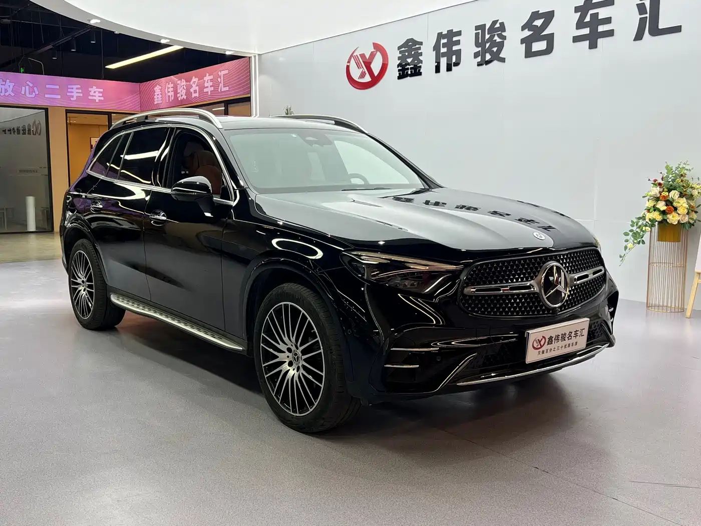Mercedes-Benz GLC 2023 Facelift GLC 300 L 4MATIC Luxury 5-Seater фото 4