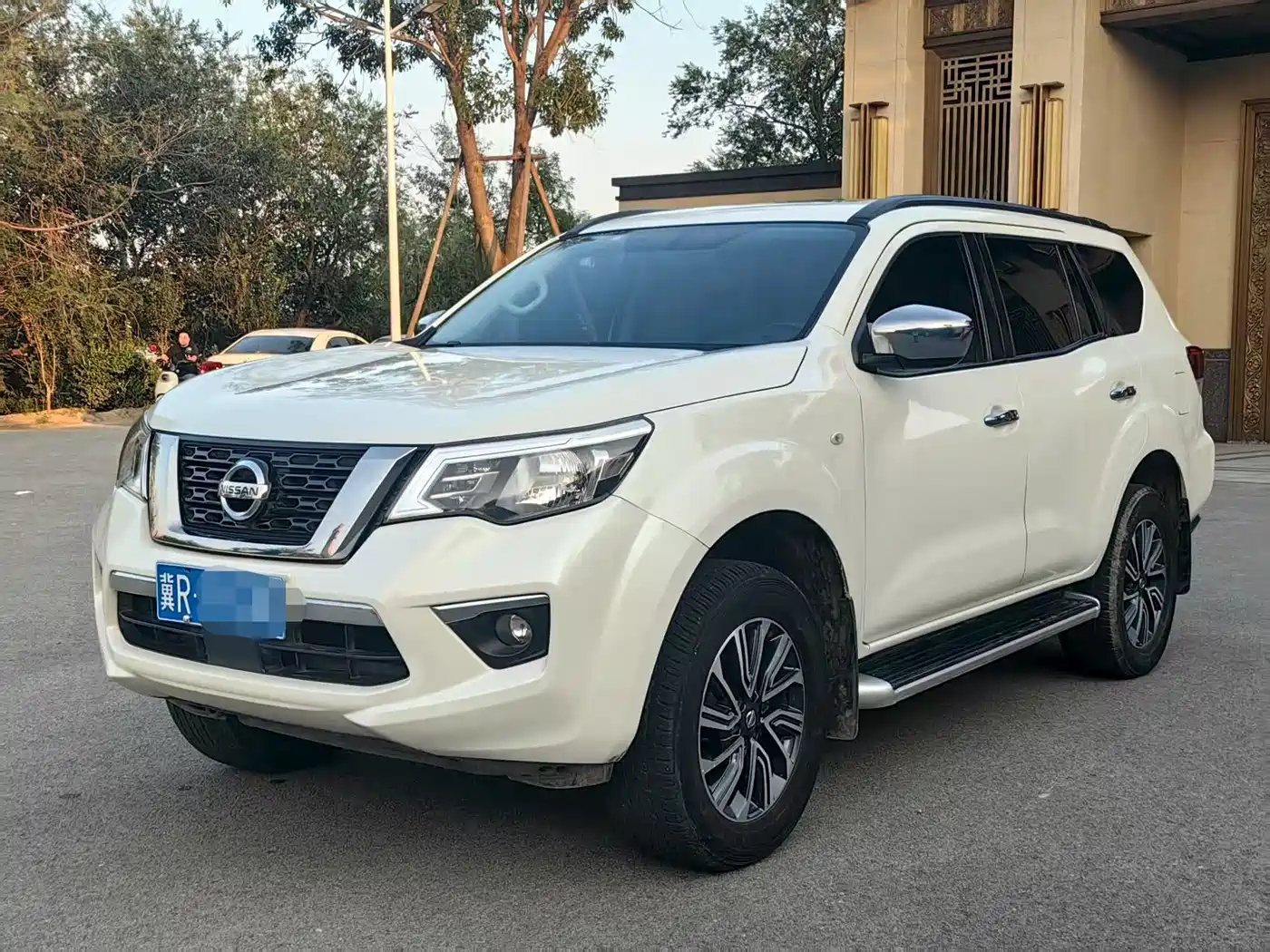 Nissan Terra 2020 2.5L XL Upper 4WD Automatic Luxury Edition